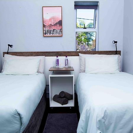 イースト・ロンドン Jft Self Catering Units Bed & Breakfast エクステリア 写真