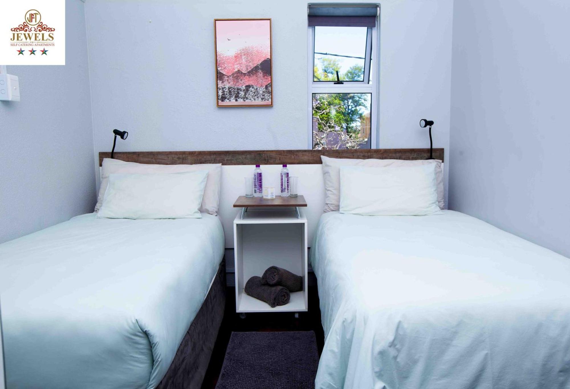 イースト・ロンドン Jft Self Catering Units Bed & Breakfast エクステリア 写真